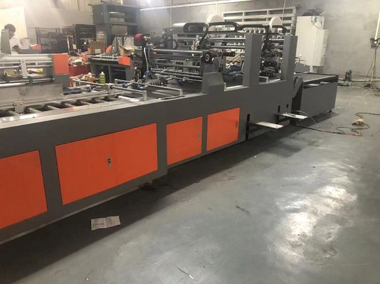 Caixa automática alaranjada que cola a máquina 1600kg para CE ondulado da caixa